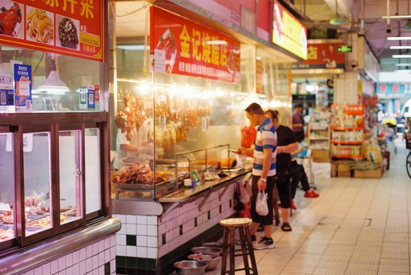 Découvrez comment utiliser votre kit cocktail pour des soirées réussies